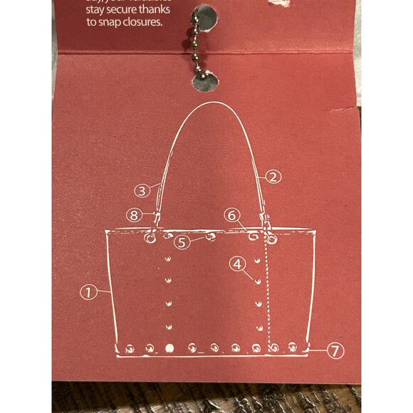 Hardwear by Renee Purse - Picture 15 of 16